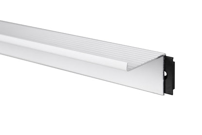 STAS półka grip-up dostępna w długościach 50 cm, 100 cm i 150 cm.
